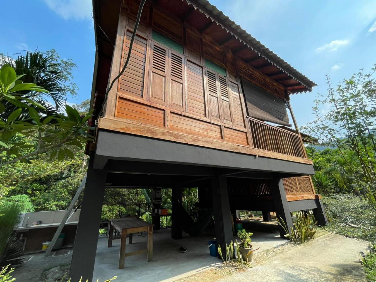 Dr Dusun Hotel Hulu Langat Exterior photo