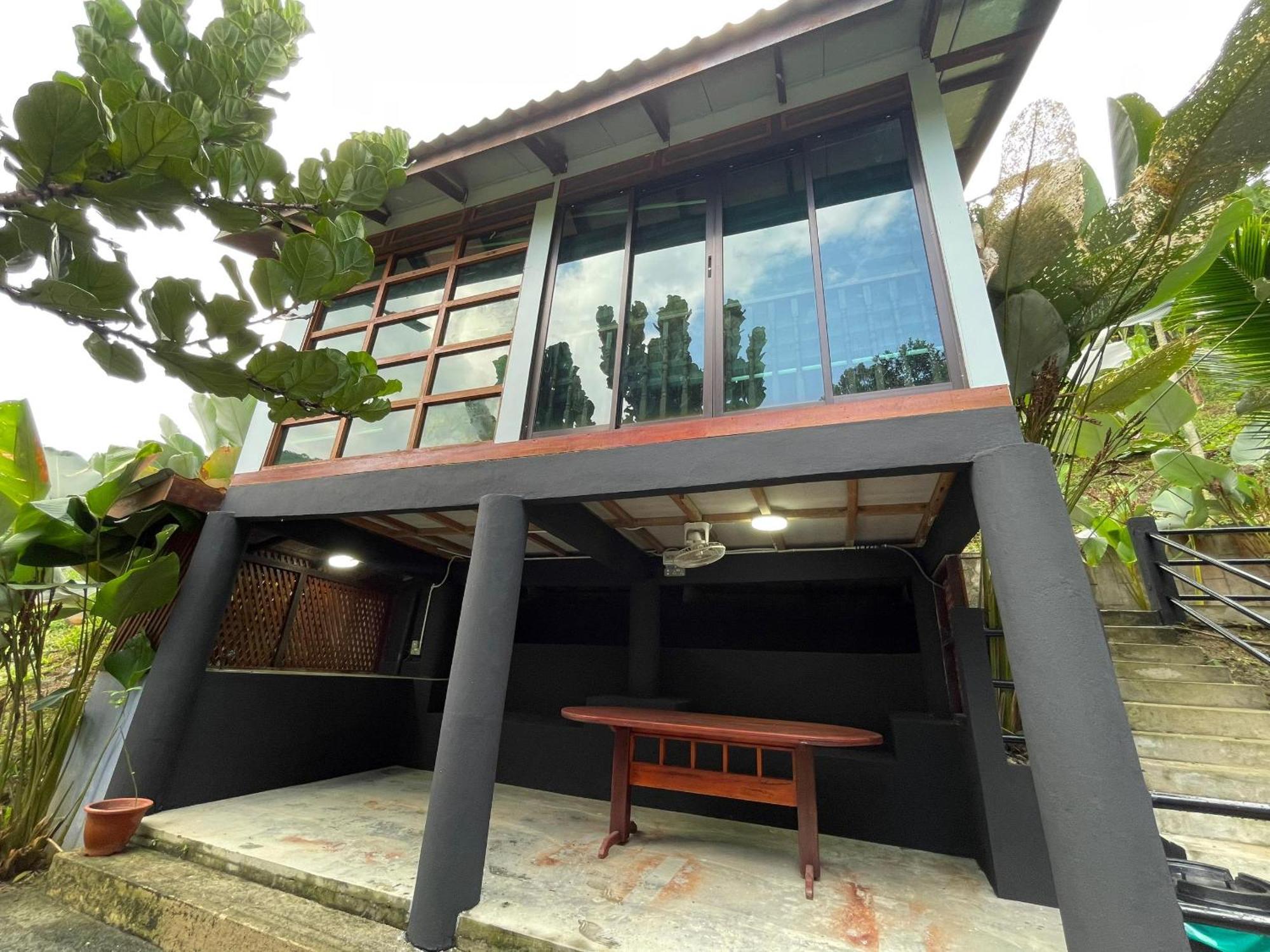 Dr Dusun Hotel Hulu Langat Exterior photo